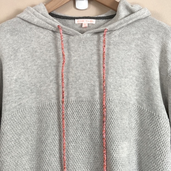 Lisa Todd Lightweight  Cotton Hoodie Sweater – Grey with Pink Trim - Picture 4 of 8